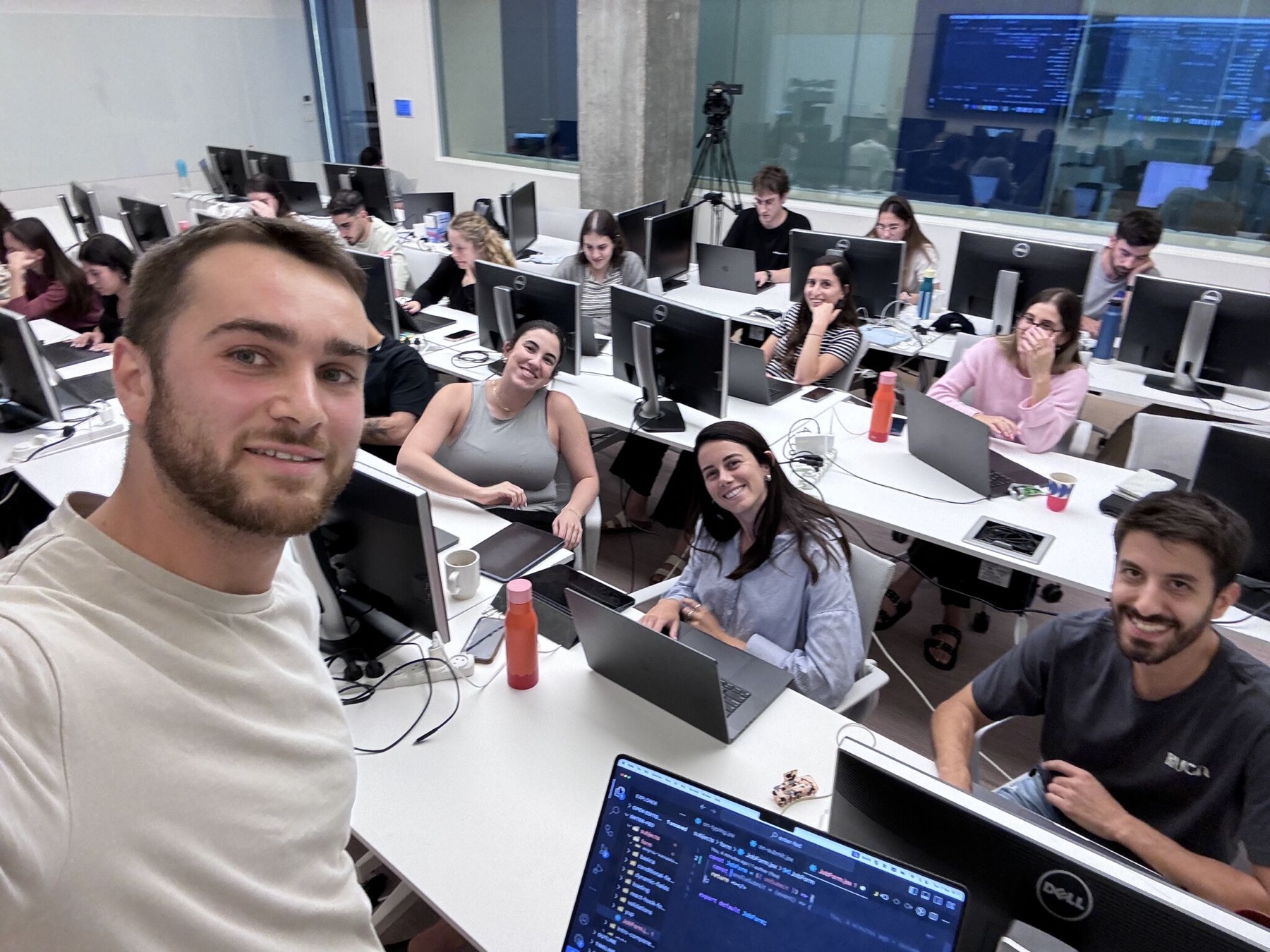 David with a room of new Wix developers during onboarding
